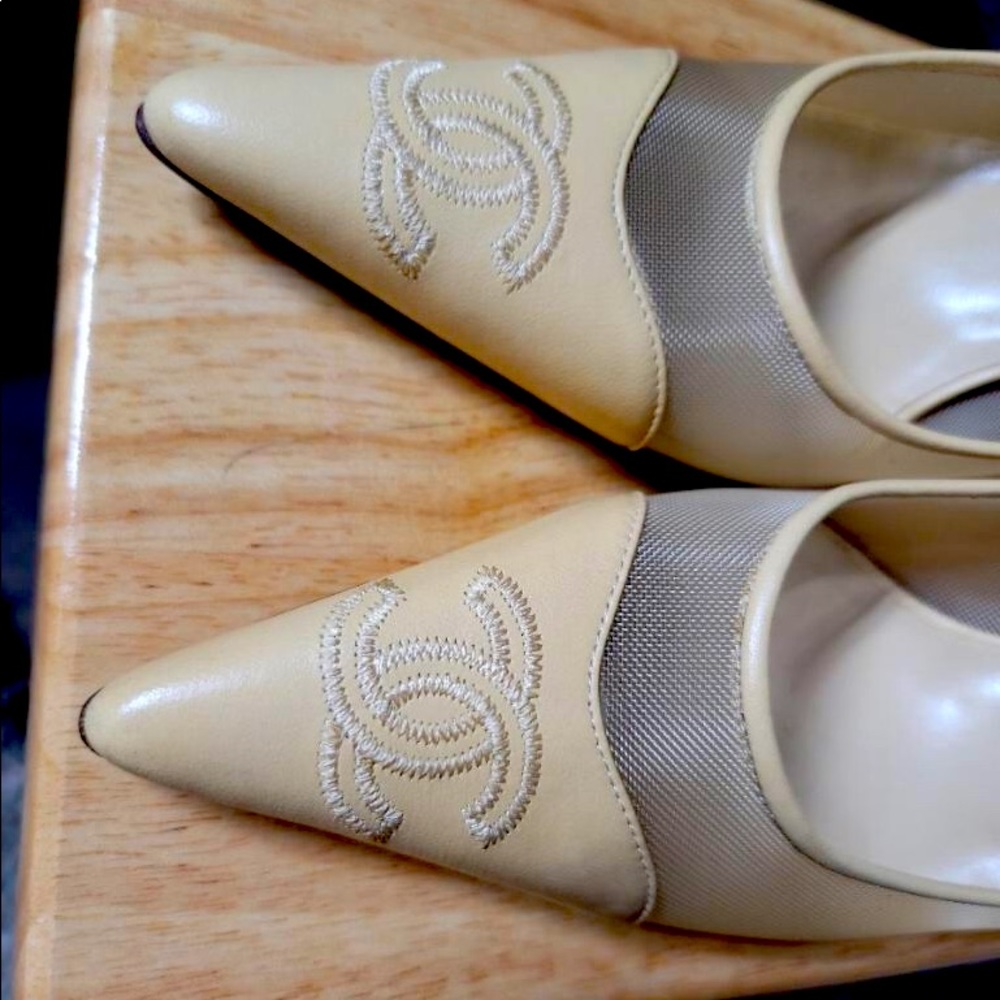 🚫 SOLD 🚫CHANEL PUMPS